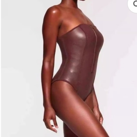 Skims Strapless Brown Sculpting One-Piece Swimsuit With Front Zipper Xtra-Life - Picture 1 of 5